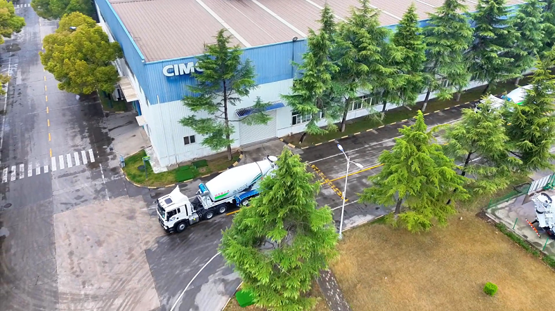 【發(fā)車(chē)新聞】好雨知時(shí)節(jié)，攪拌車(chē)的交付！