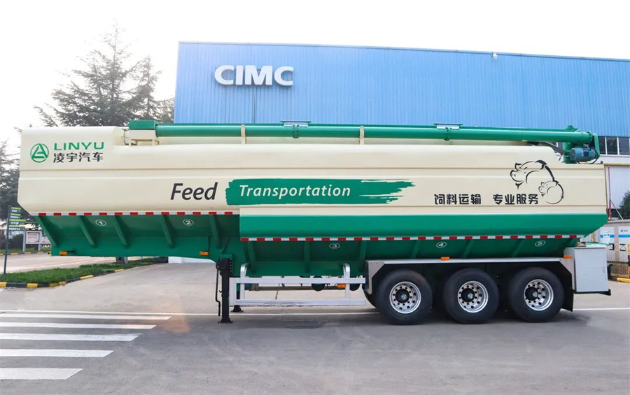 凌宇飼料運(yùn)輸半掛車的特點(diǎn)和優(yōu)勢(shì)都有哪些？