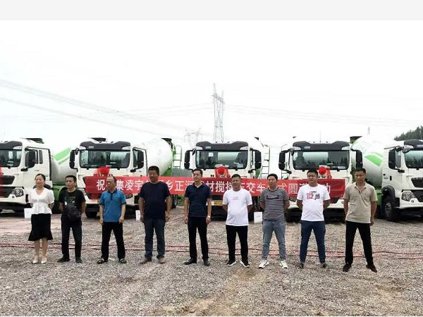 這一客戶1月內連訂16臺，這款攪拌車到底有什么魔力……