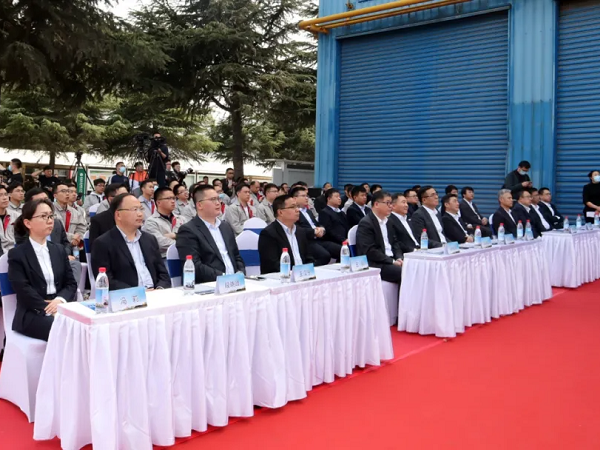 洛陽(yáng)三月花如錦，千輛發(fā)車喜煞人！一汽解放&中集凌宇直播活動(dòng)成功舉辦