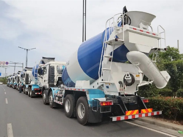 夏日炎炎，凌宇超甜！60臺“藍(lán)胖子”奔赴華南